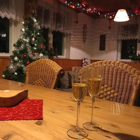 Chata U Koupaliste Chřibská Exteriör bild