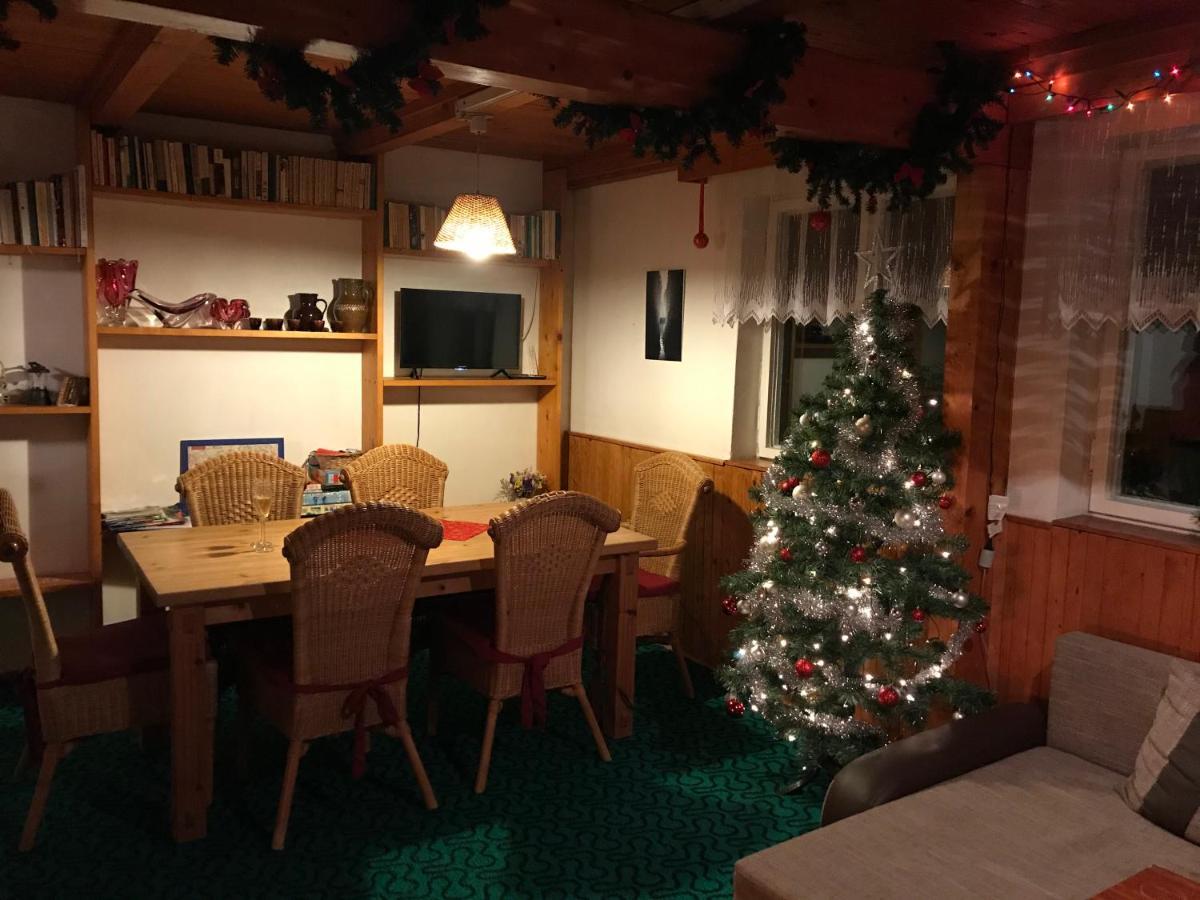Chata U Koupaliste Chřibská Exteriör bild